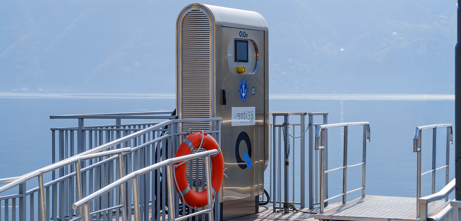 MegaThunder Multiplug stainless steel charger installation in Lugano