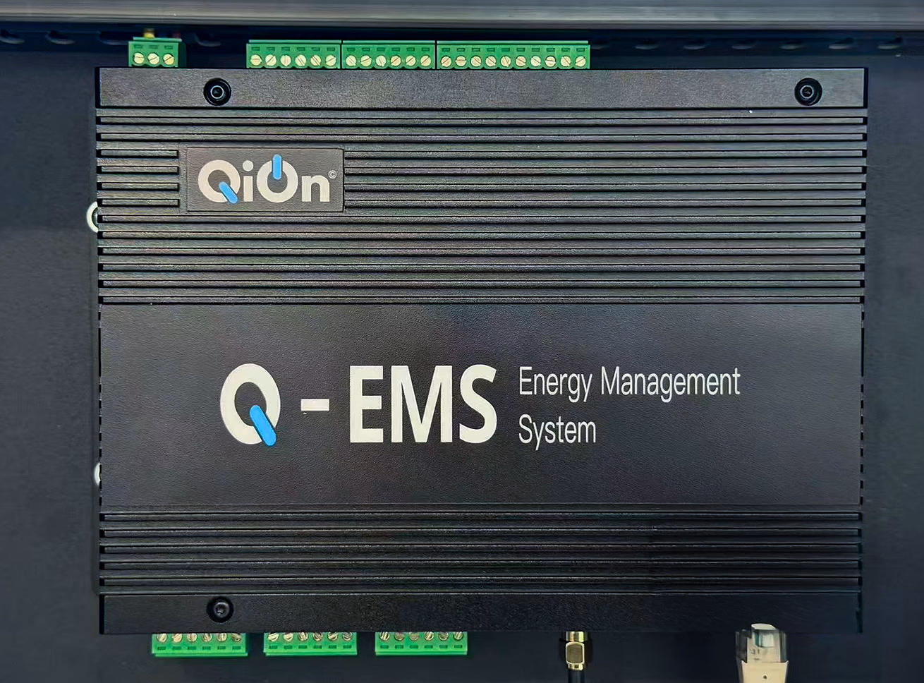 Grid infrastructure powered by Q‑EMS
