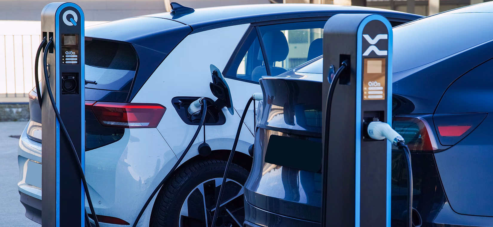 STYLO UP parking lot installation