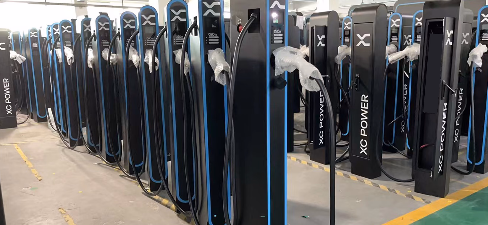 STYLO UP parking lot installation