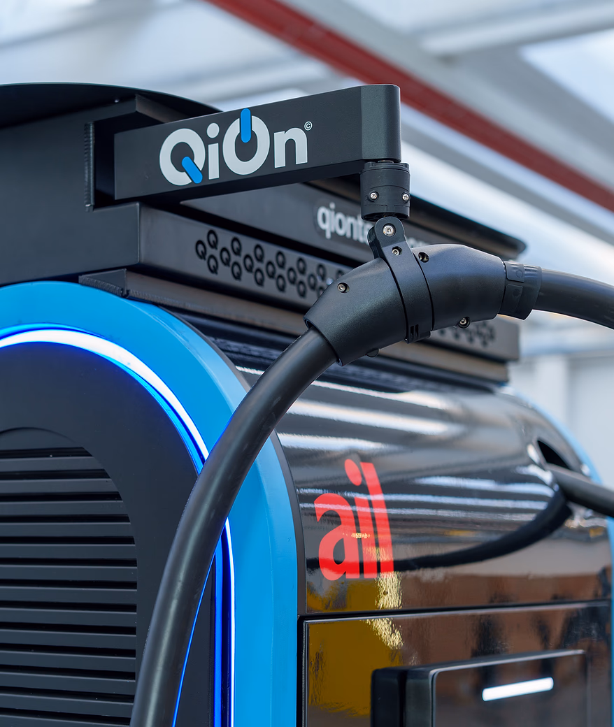 QiOn QUBE charging garbage truck in Ticino