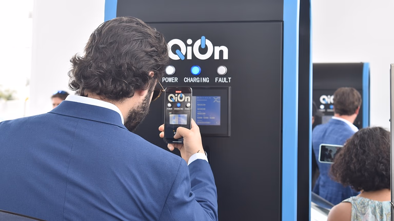 TODO: provide alt text