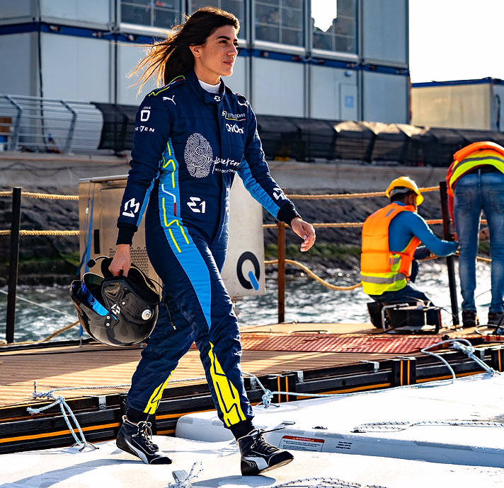 E1 paddock with Qube charger ready to charge racebirds.