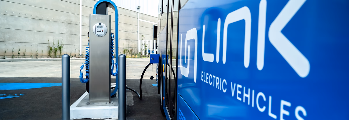 QiOn app charging session interface